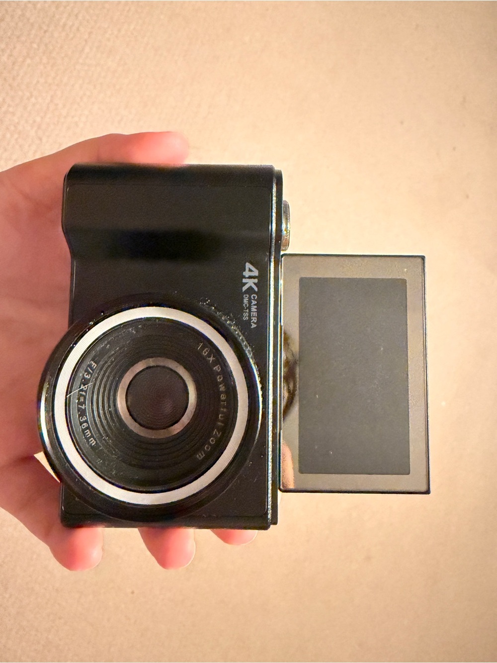 Black 4K Digital Camera - Compact Photo & Video - Picture 4 of 7